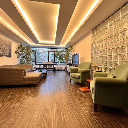 A Luxury 170 M2 3 Bedroom 2 Bathroom At Bestekar Avenue At The Heart Of
