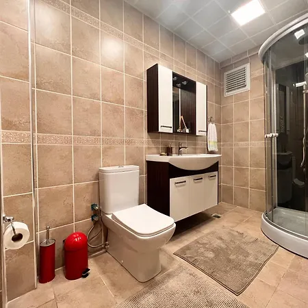 Apartment A Luxury 170 M2 3 Bedroom 2 Bathroom At Bestekar Avenue At The Heart Of