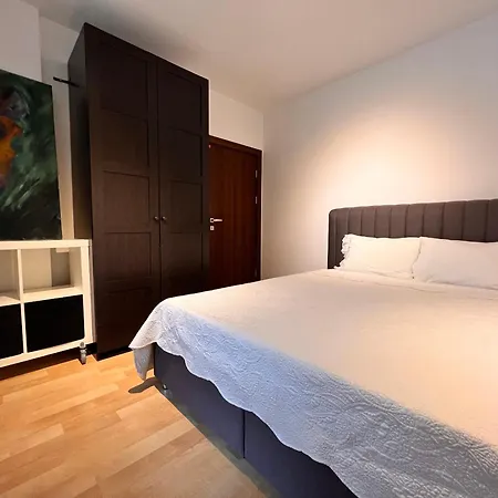 A Luxury 170 M2 3 Bedroom 2 Bathroom At Bestekar Avenue At The Heart Of *