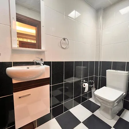 A Luxury 170 M2 3 Bedroom 2 Bathroom At Bestekar Avenue At The Heart Of Apartment