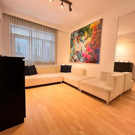 A Luxury 170 M2 3 Bedroom 2 Bathroom At Bestekar Avenue At The Heart Of Apartment *