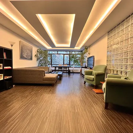 Apartment A Luxury 170 M2 3 Bedroom 2 Bathroom At Bestekar Avenue At The Heart Of